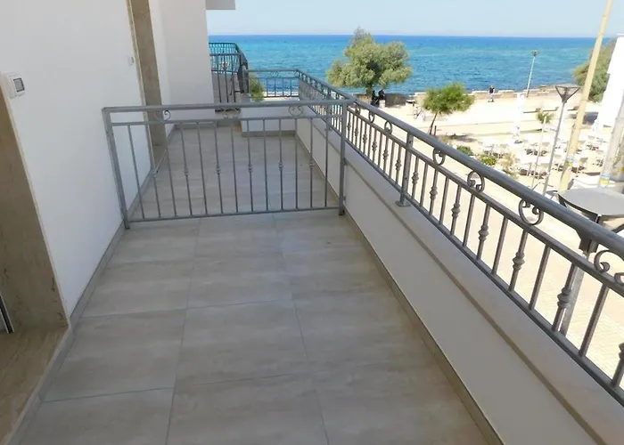 Bilocale Con Balcone Sul Mare 107 Appartement *